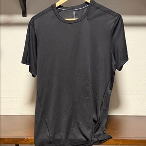 Ten Thousand Lightweight Men’s Performance T-Shirt